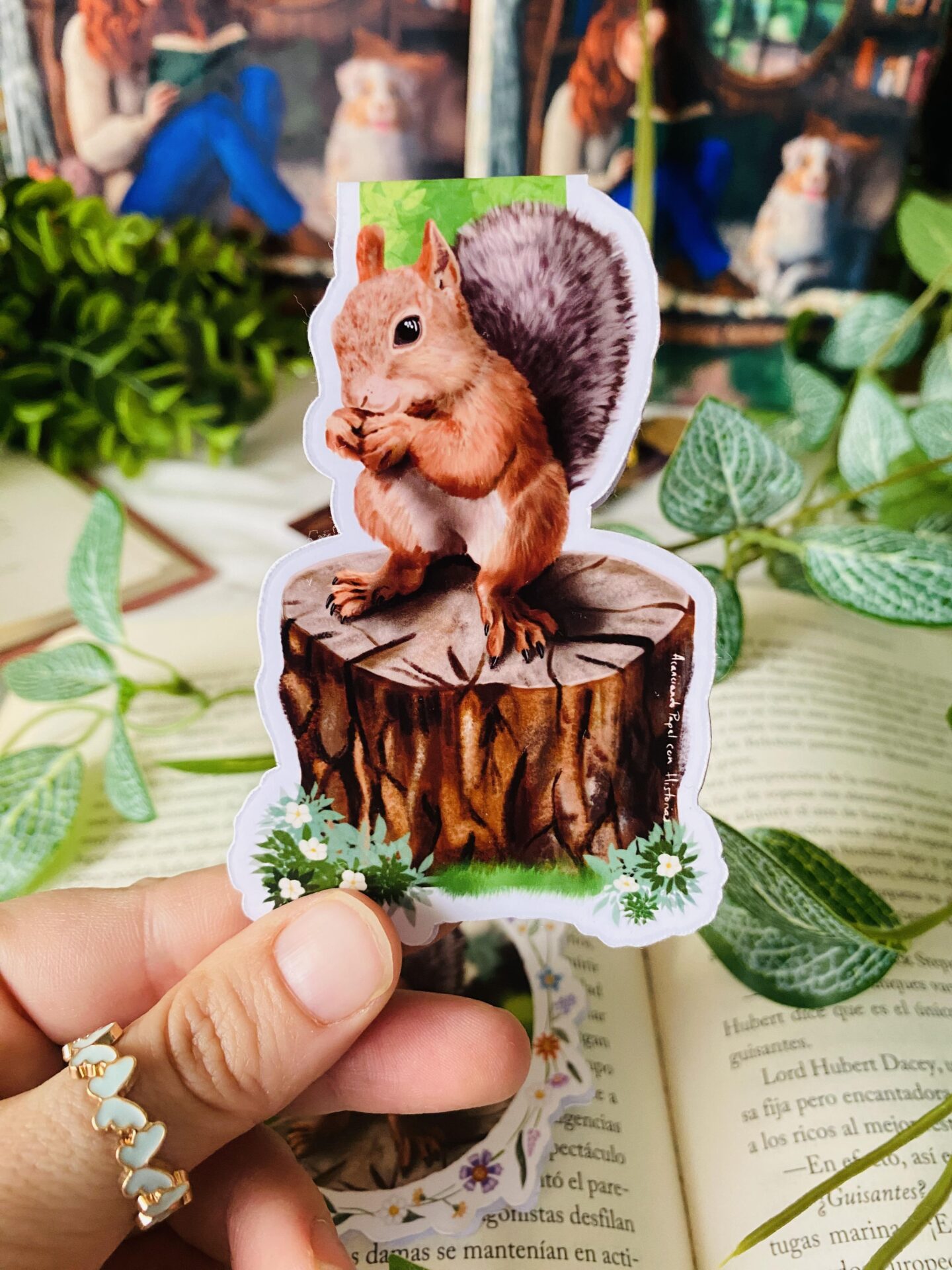 Marcapáginas magnético artesanal hecho a mano de Mi Rincón Literario.